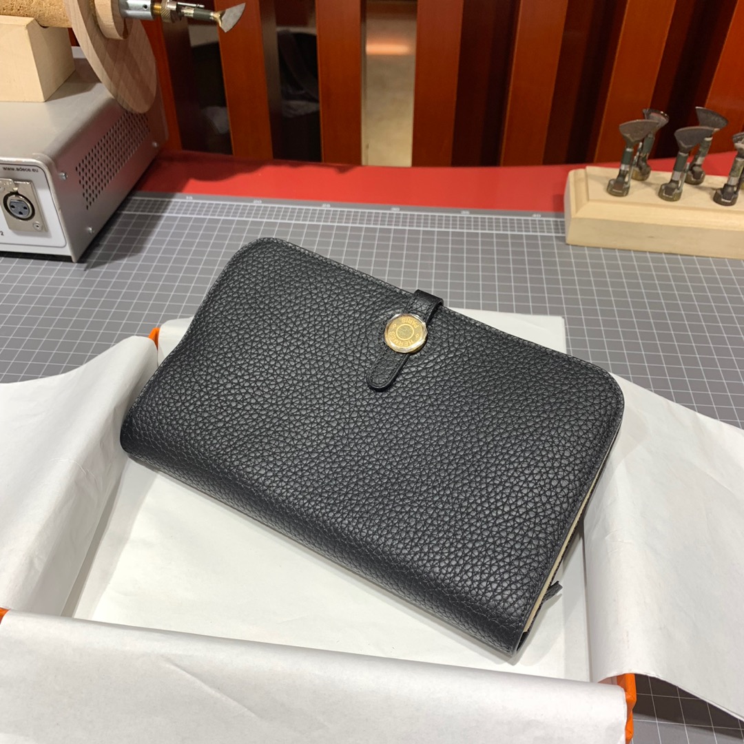 Hermes Dogon钱夹 爱马仕黑色进口TC牛皮护照本钱包 金扣