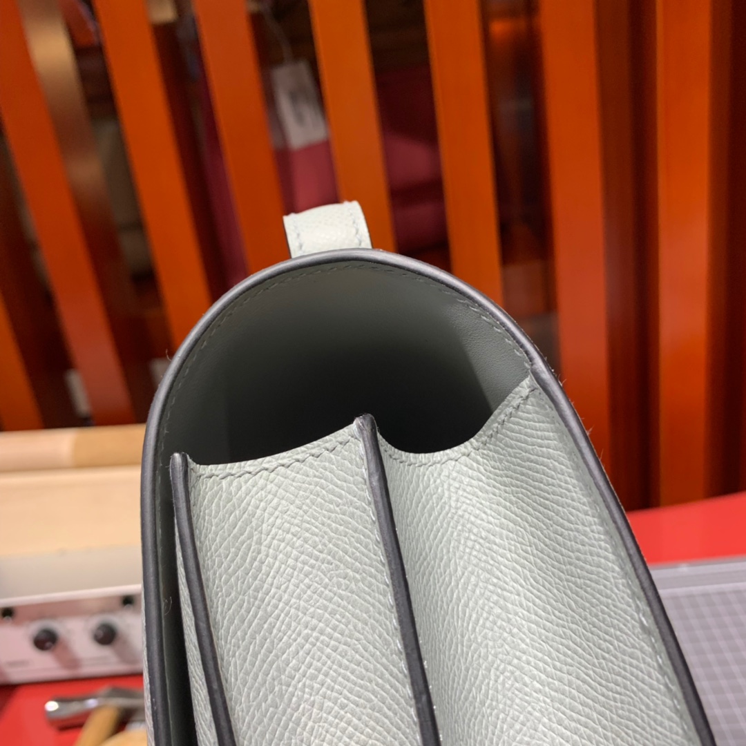 现货 爱马仕康斯坦包价格 Hermes Constance24cm 海鸥灰Epsom皮 银扣