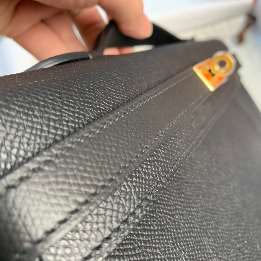 爱马仕晚宴包 Hermes进口掌纹牛皮Kelly Cut手拿包 黑色 金扣