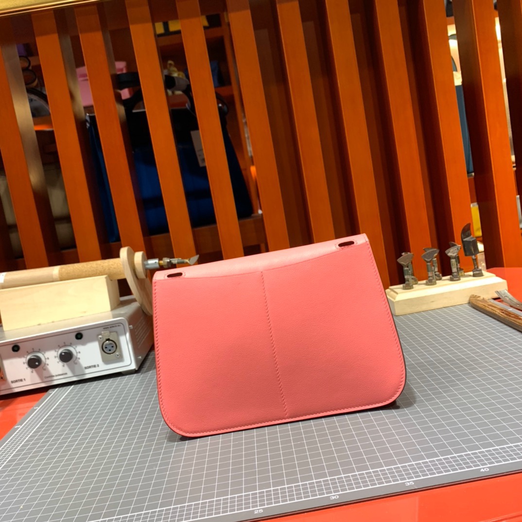 爱马仕包包官网 Hermes mini Halzan 8W唇膏粉Swift牛皮 银扣