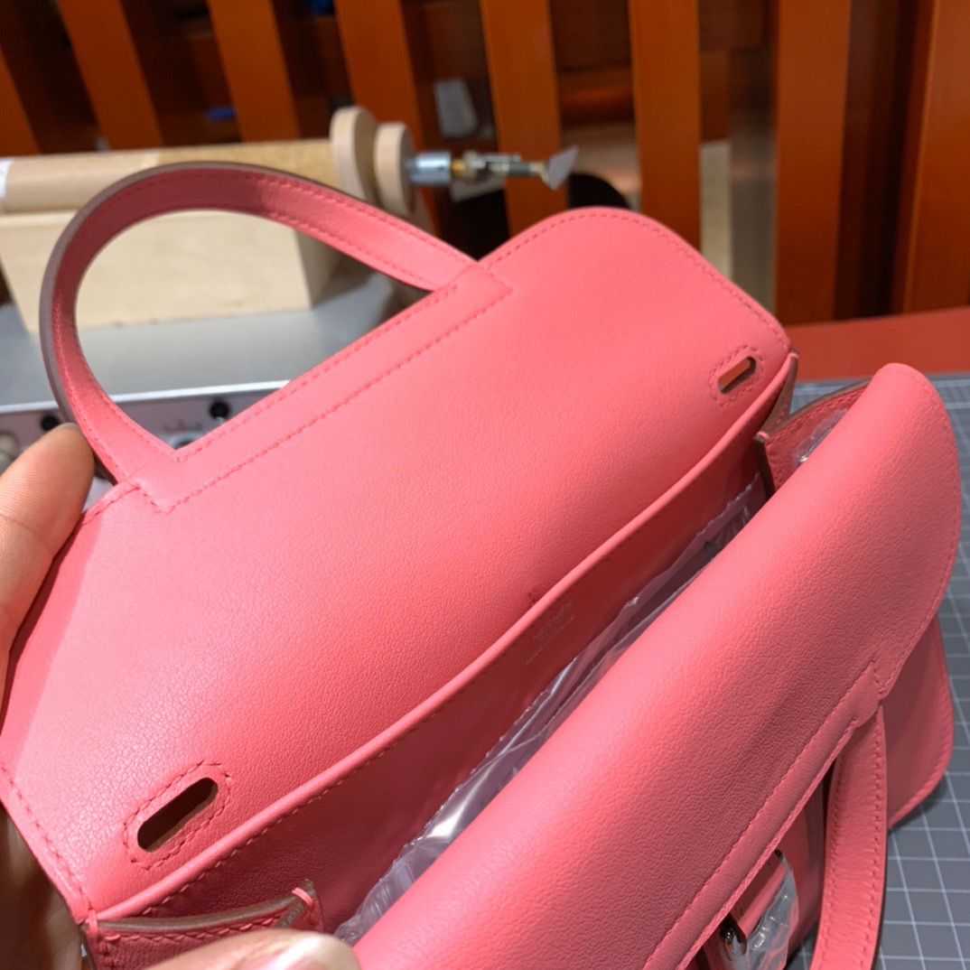 爱马仕包包官网 Hermes mini Halzan 8W唇膏粉Swift牛皮 银扣