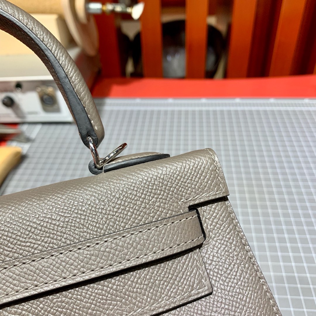 现货 爱马仕凯莉包尺寸 Hermes Kelly25cm 铁灰色掌纹牛皮 银扣