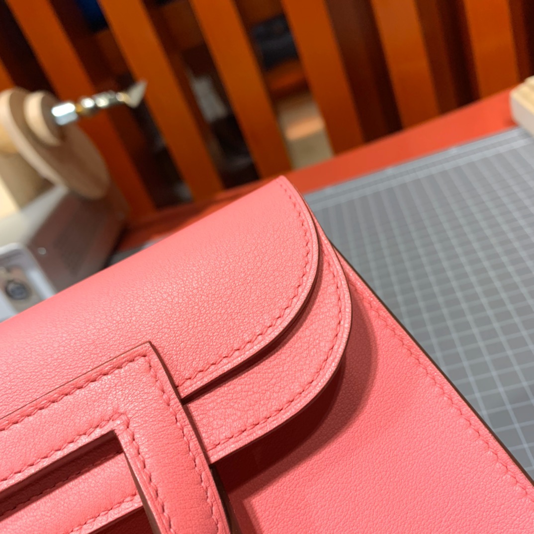 爱马仕包包官网 Hermes mini Halzan 8W唇膏粉Swift牛皮 银扣