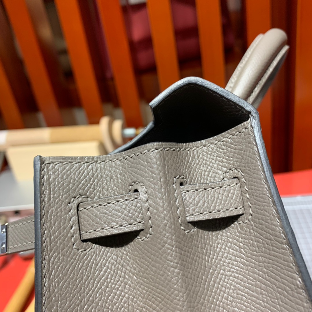 现货 爱马仕凯莉包尺寸 Hermes Kelly25cm 铁灰色掌纹牛皮 银扣