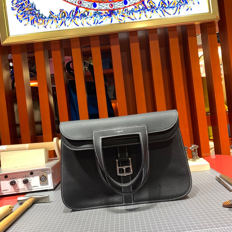 现货 爱马仕马蹄包价格 Hermes Halzan31CM 黑色进口Tc皮手提包
