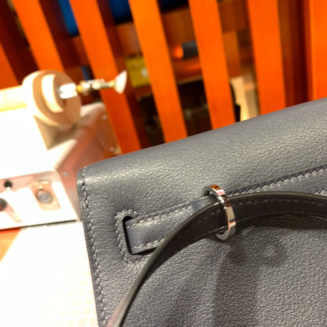 Hermes Kelly Danse 爱马仕2Z午夜蓝Swift牛皮单肩斜挎包 银扣