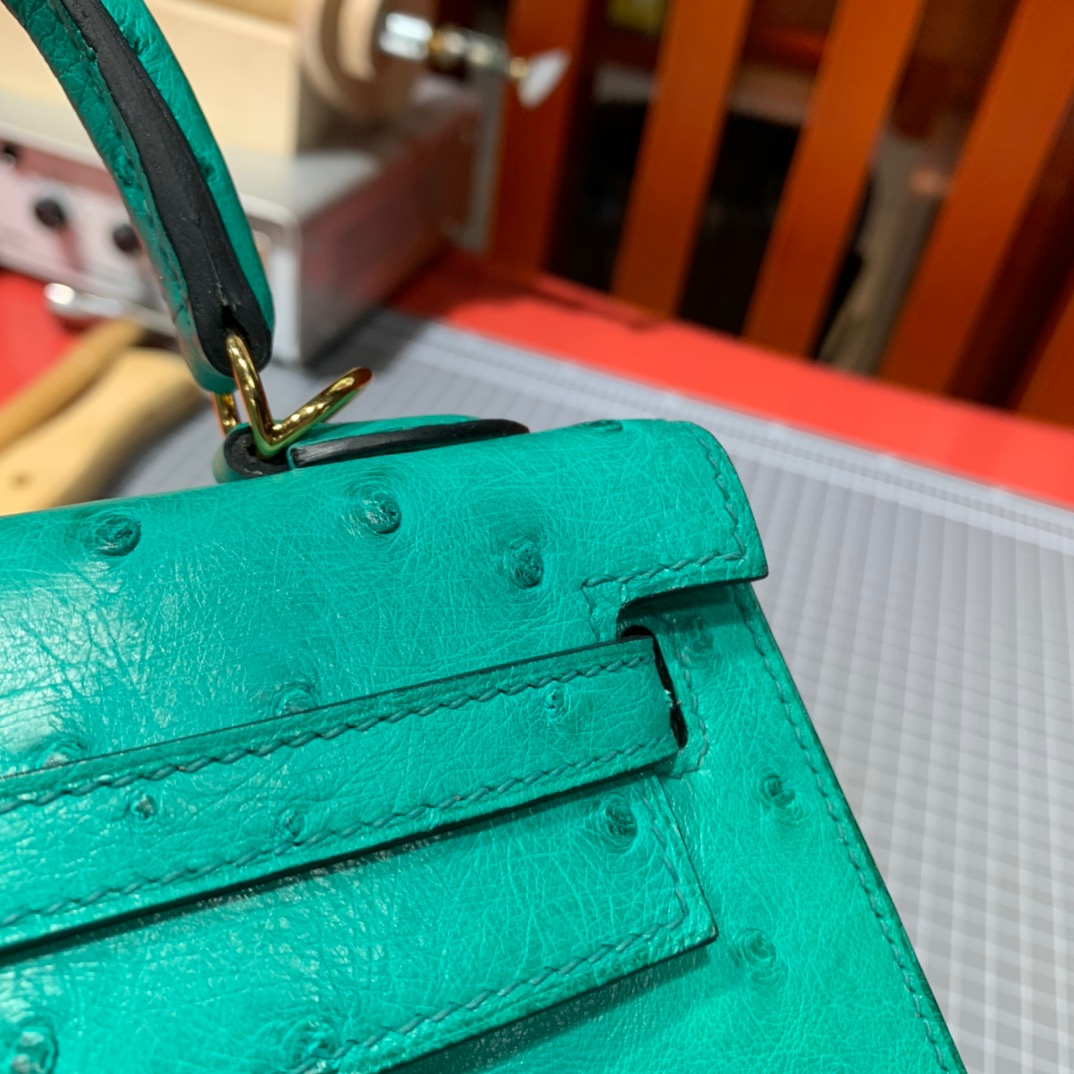 现货 爱马仕鸵鸟皮凯莉包 Hermes Kelly25cm 薄荷绿KK鸵鸟皮 金扣