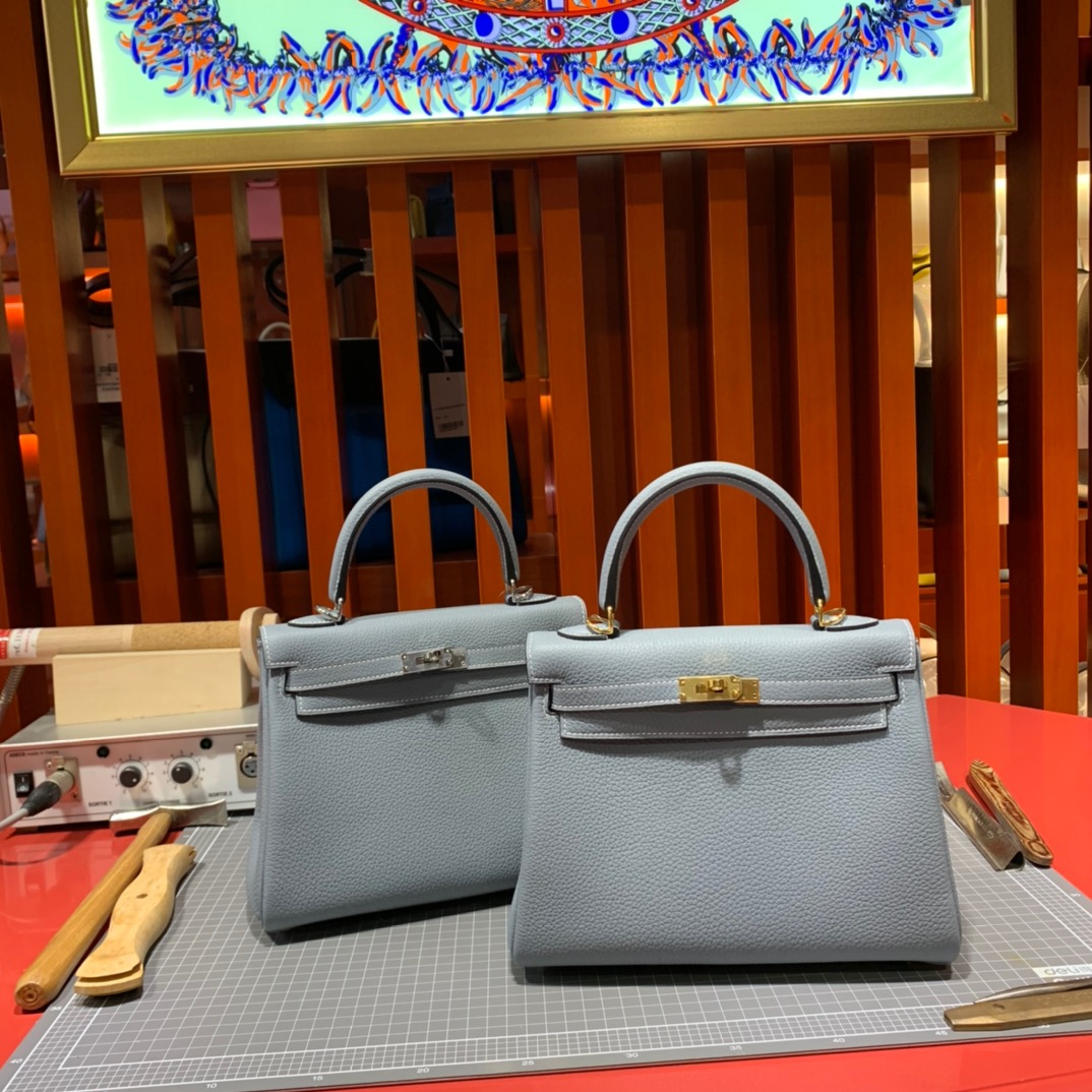 全手缝 Hermes爱马仕进口Togo小牛皮Kelly25凯莉包 J7亚麻蓝 金/银扣