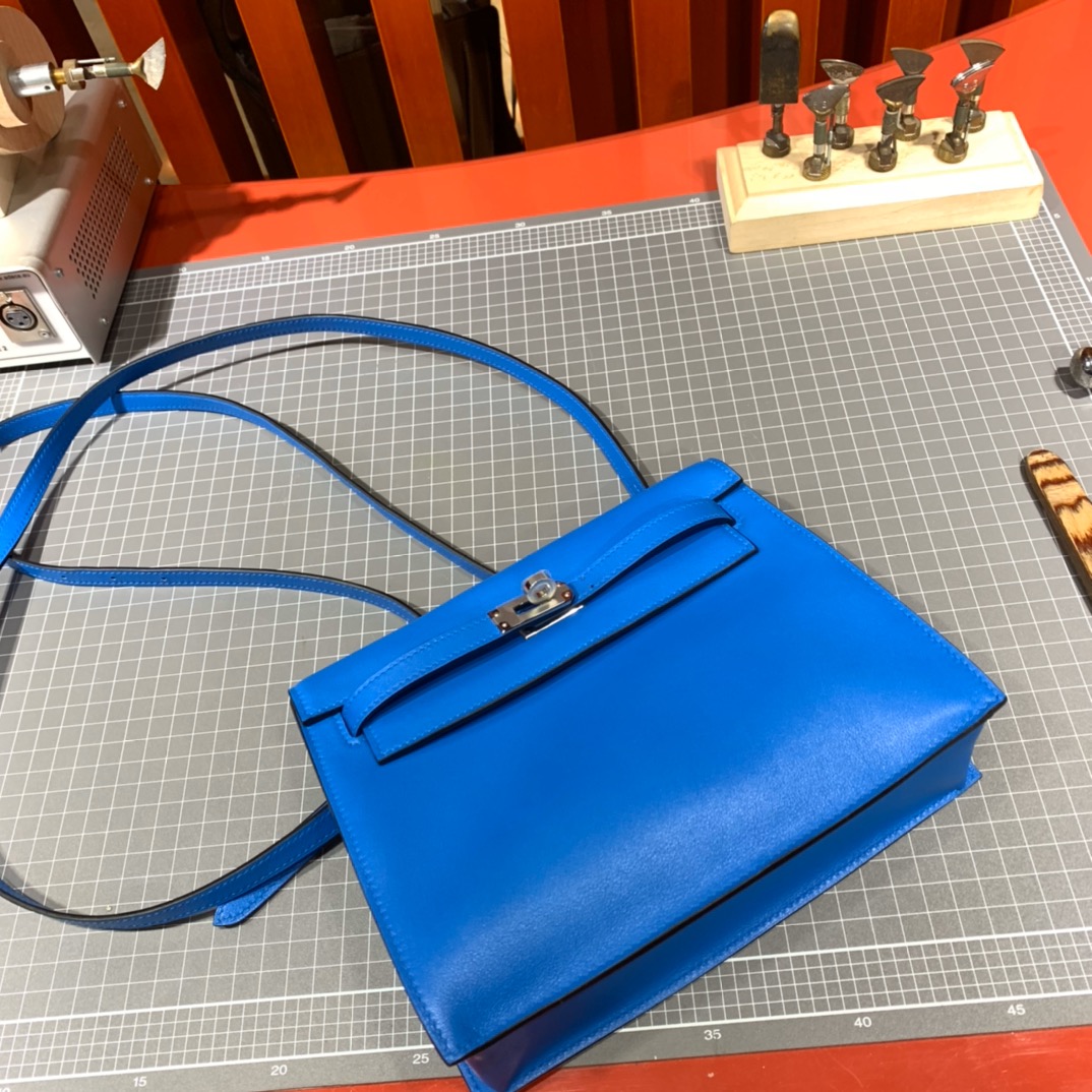 Hermes新款女包 爱马仕B3坦桑尼亚蓝Swift牛皮Kelly Danse小肩包 银扣