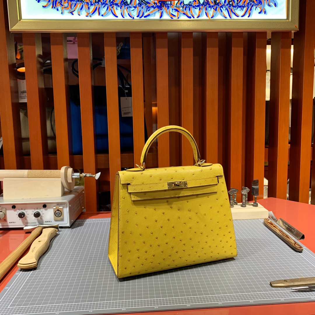 现货 爱马仕Kelly女包 Hermes琥珀黄南非KK鸵鸟皮凯莉包25CM 金扣