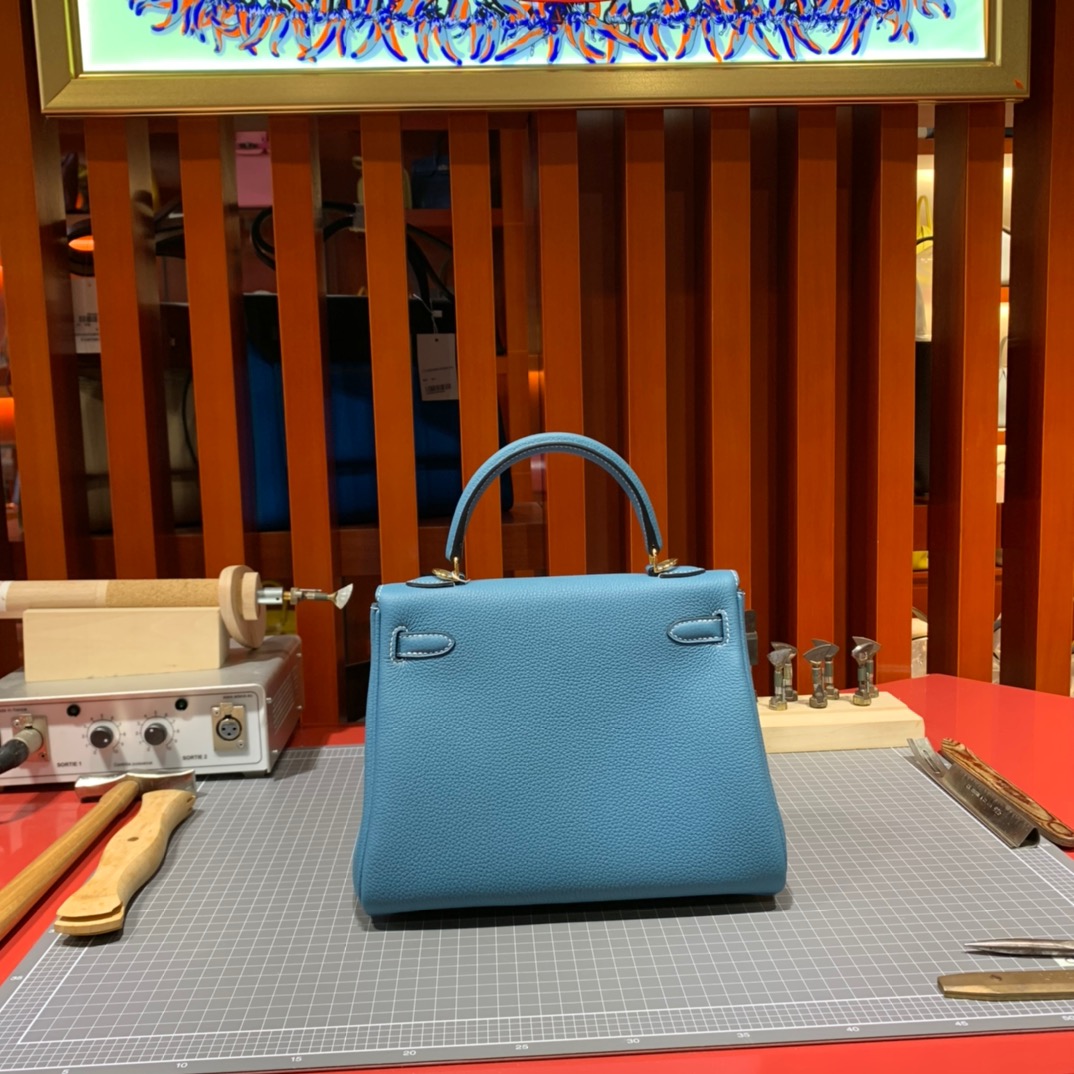 现货 爱马仕凯莉包批发 Hermes Kelly25cm 75牛仔蓝Togo皮 金扣