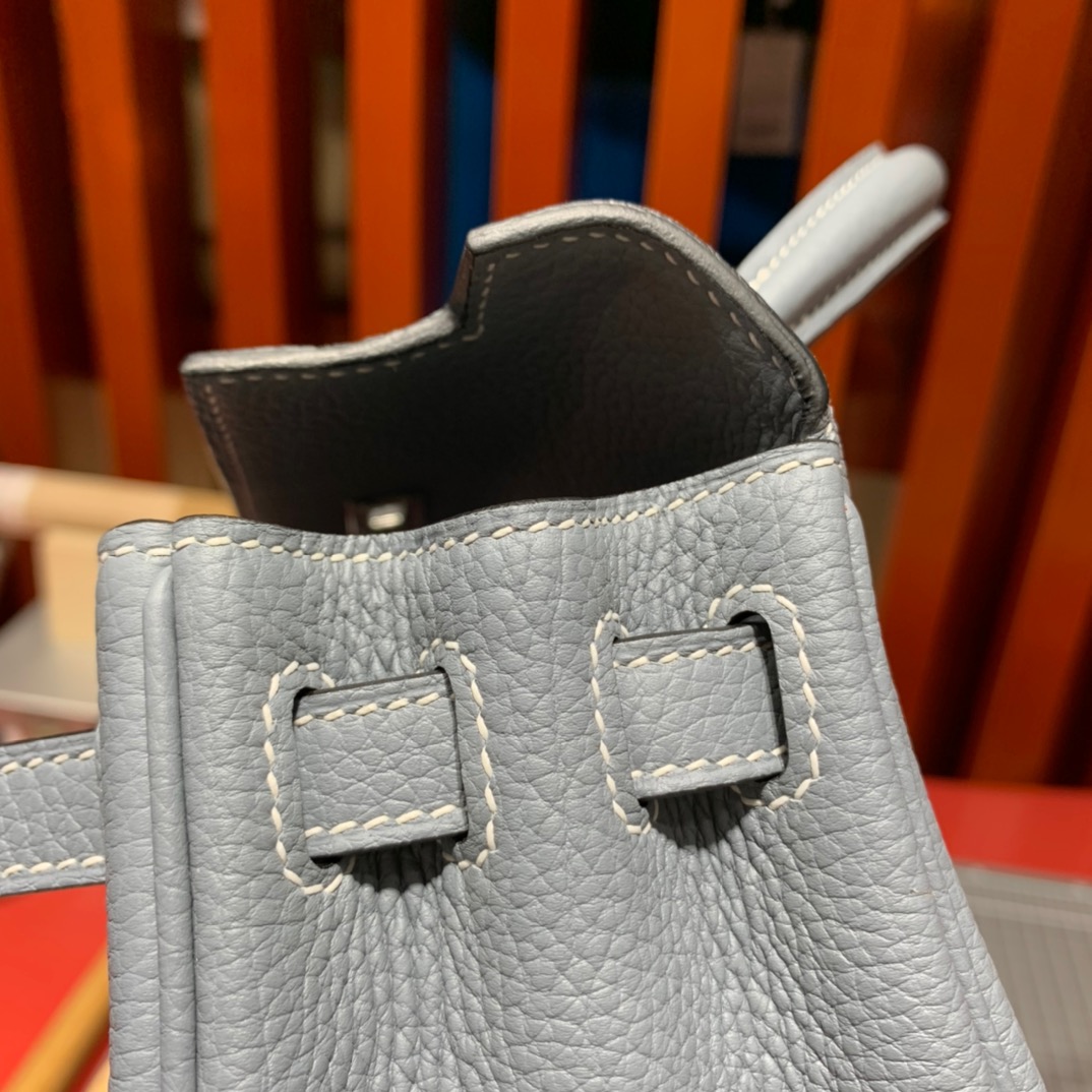 全手缝 Hermes爱马仕进口Togo小牛皮Kelly25凯莉包 J7亚麻蓝 金/银扣