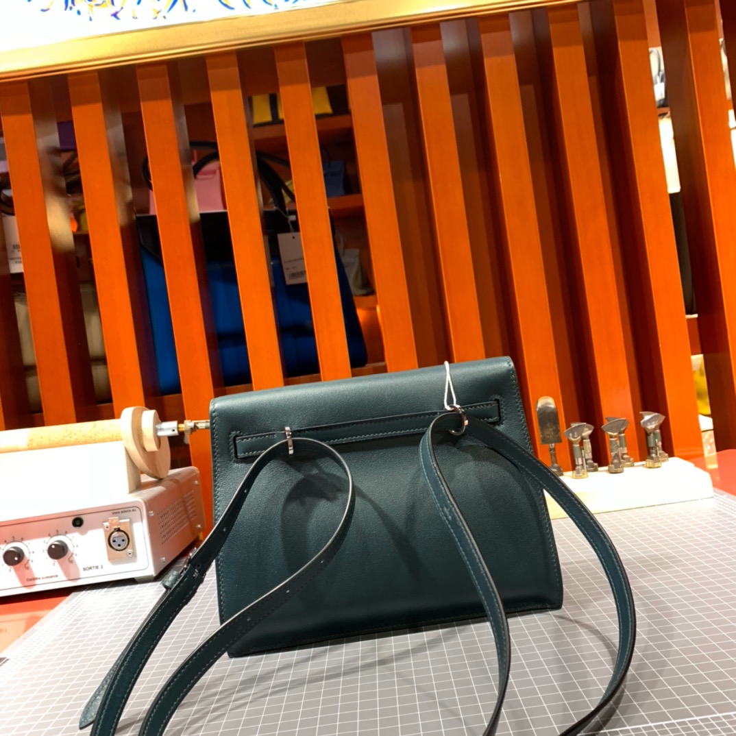爱马仕包包价格 Hermes Kelly Danse 6O松柏绿Swift牛皮 银扣