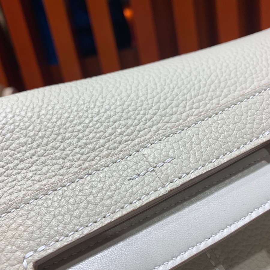 现货 爱马仕Halzan包包31CM Hermes进口Tc皮马蹄包手提包 奶昔白