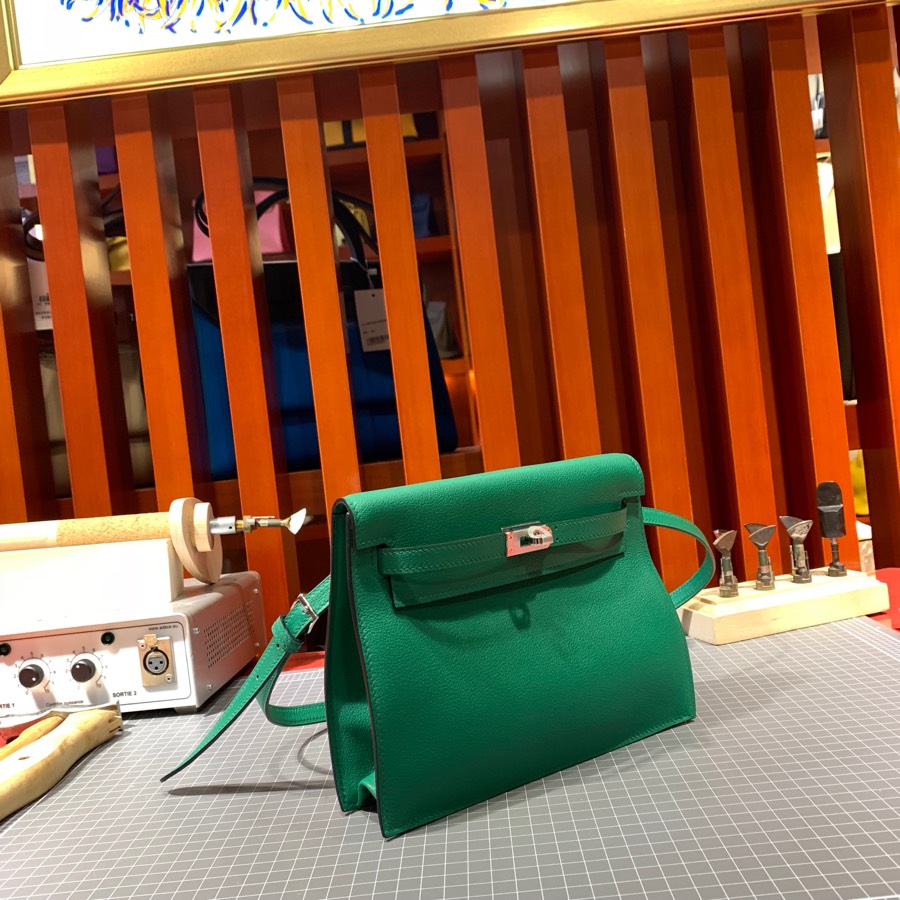 爱马仕女包批发 Hermes进口Evercolor皮U4丝绒绿Kelly Danse小包