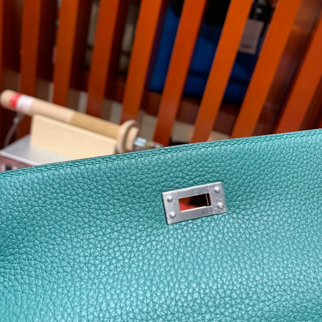 现货 爱马仕凯莉包尺寸 Hermes Kelly25cm Z6孔雀绿Togo皮 银扣