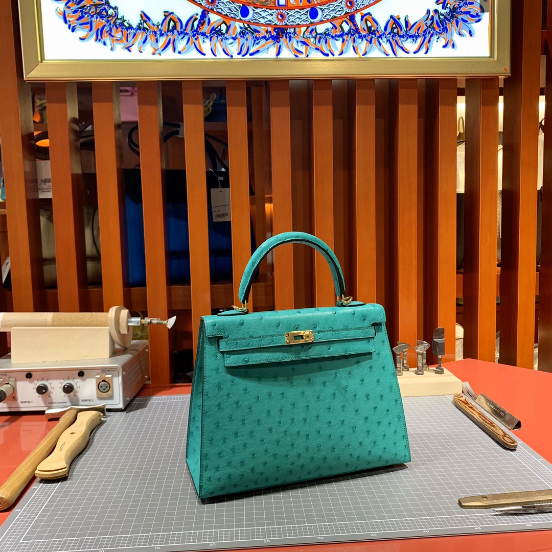 现货 爱马仕鸵鸟皮凯莉包 Hermes Kelly25cm 薄荷绿KK鸵鸟皮 金扣