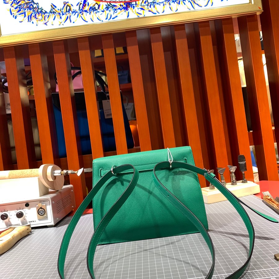 爱马仕女包批发 Hermes进口Evercolor皮U4丝绒绿Kelly Danse小包