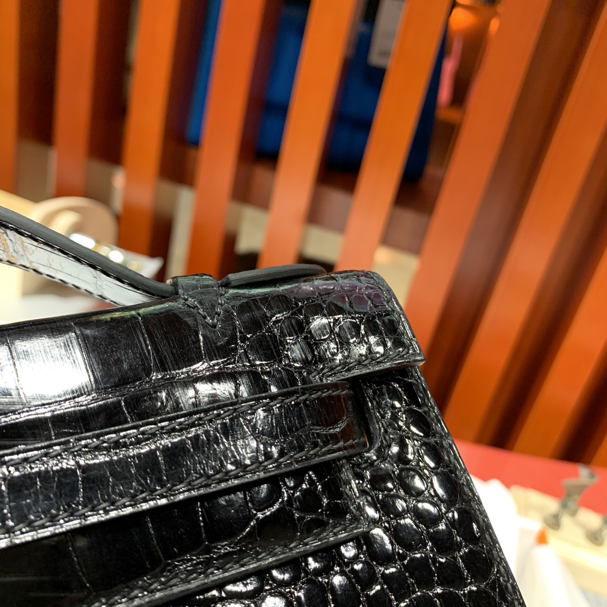 现货 爱马仕迷你凯莉包 Hermes Minikelly22CM 89黑色亮面鳄鱼皮 银扣