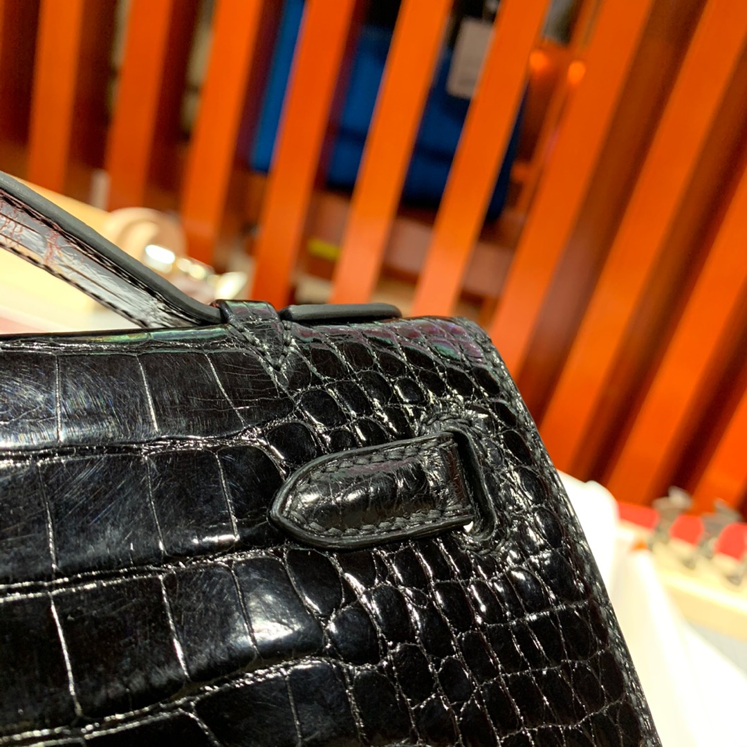 现货 爱马仕迷你凯莉包 Hermes Minikelly22CM 89黑色亮面鳄鱼皮 银扣