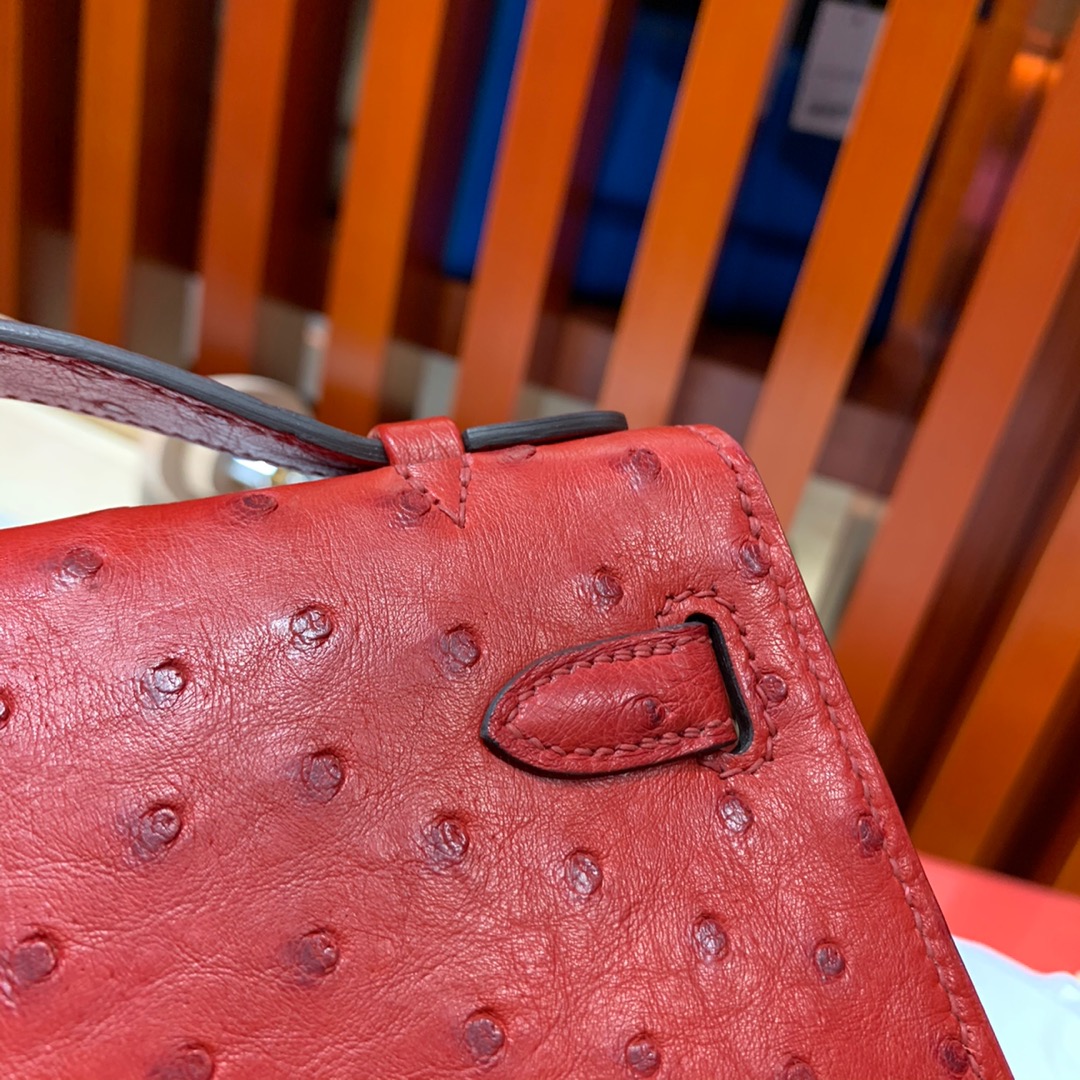 现货 Hermes Minikelly Pochette 爱马仕Q5中国红KK鸵鸟皮迷你凯莉包手包 金扣