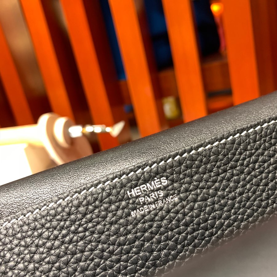 现货 爱马仕马蹄包价格 Hermes Halzan31CM 黑色进口Tc皮手提包