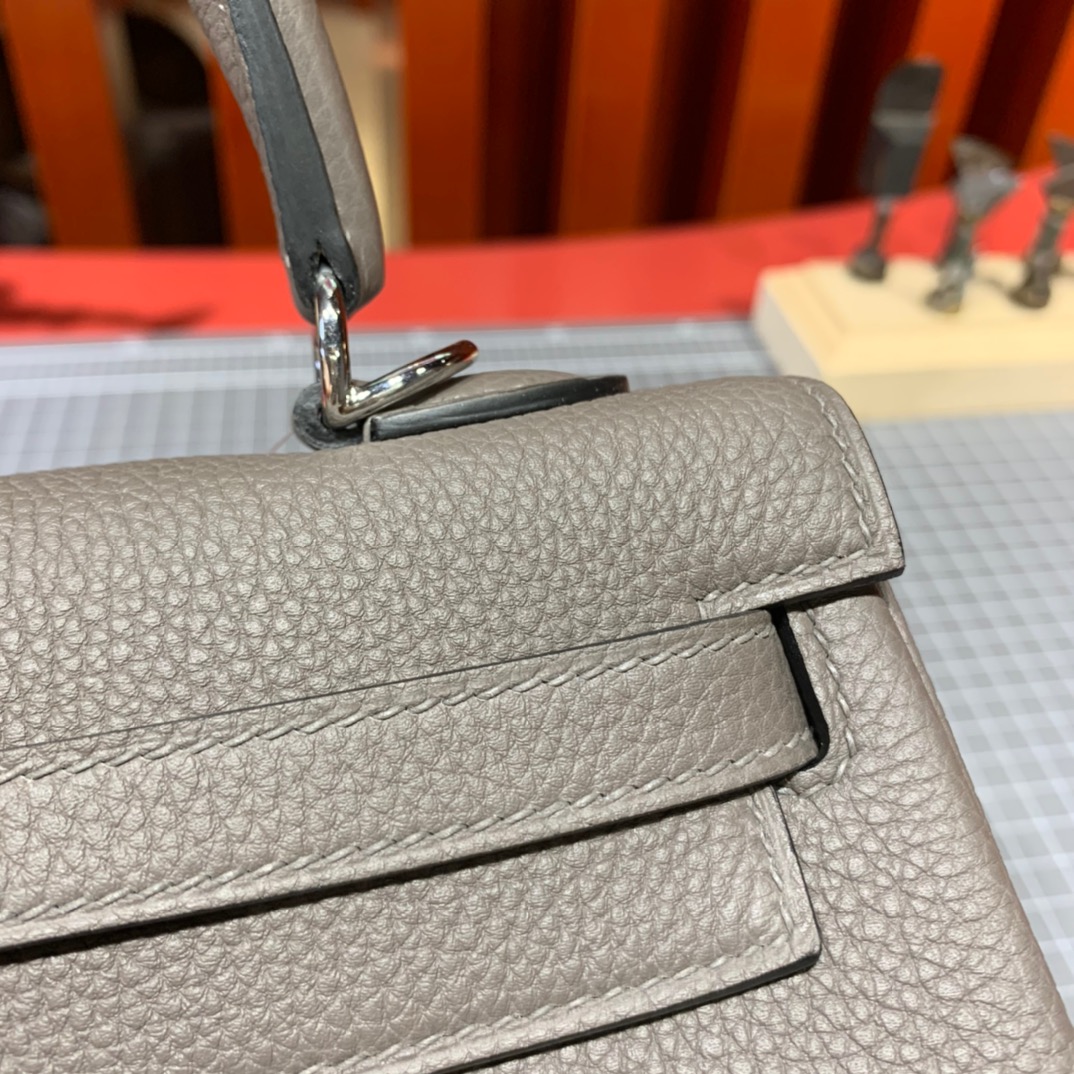 现货 爱马仕Kelly女包 Hermes Kelly25cm 8F锡器灰Togo皮凯莉包 金扣/银扣