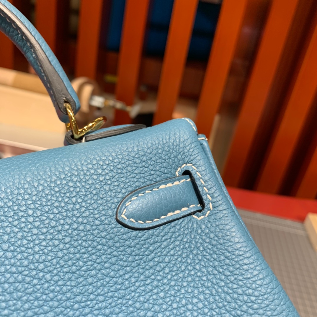 现货 爱马仕凯莉包批发 Hermes Kelly25cm 75牛仔蓝Togo皮 金扣
