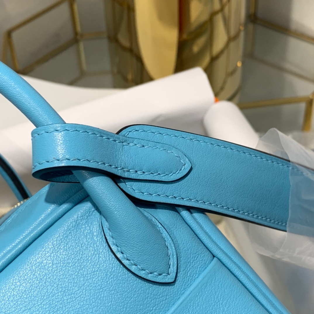 现货 Hermes Mini Lindy19cm 爱马仕北方蓝Swift牛皮迷你琳迪包 金扣