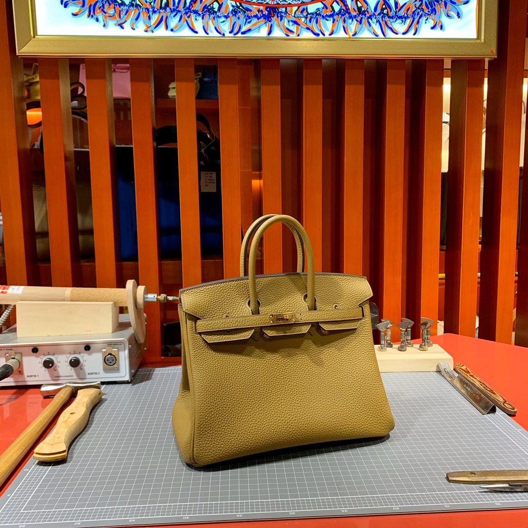 现货 Hermes Birkin25cm 爱马仕D0威玛犬米色Togo小牛皮铂金包 金扣/银扣