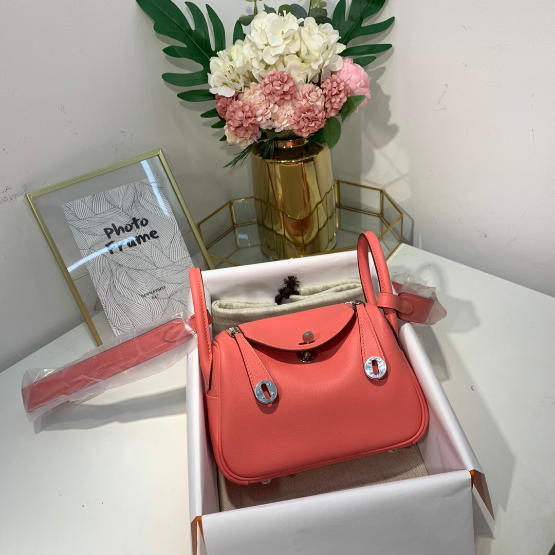 现货 爱马仕迷你琳迪包 Hermes Mini Lindy19cm 玫瑰粉Swift牛皮 银扣