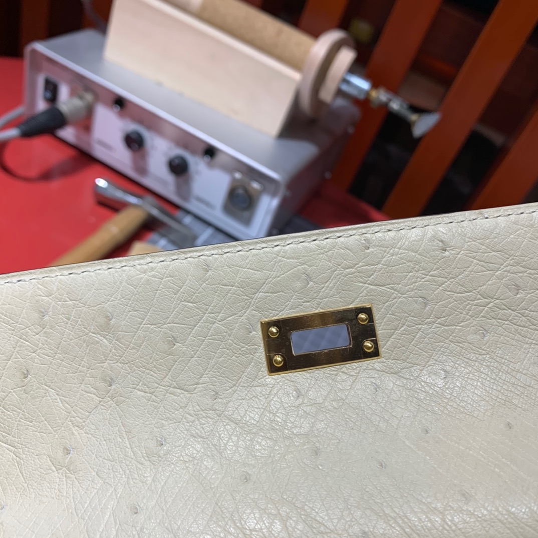 现货 Hermes Kelly25cm 爱马仕南非KK鸵鸟皮凯莉包 羊毛白 金扣