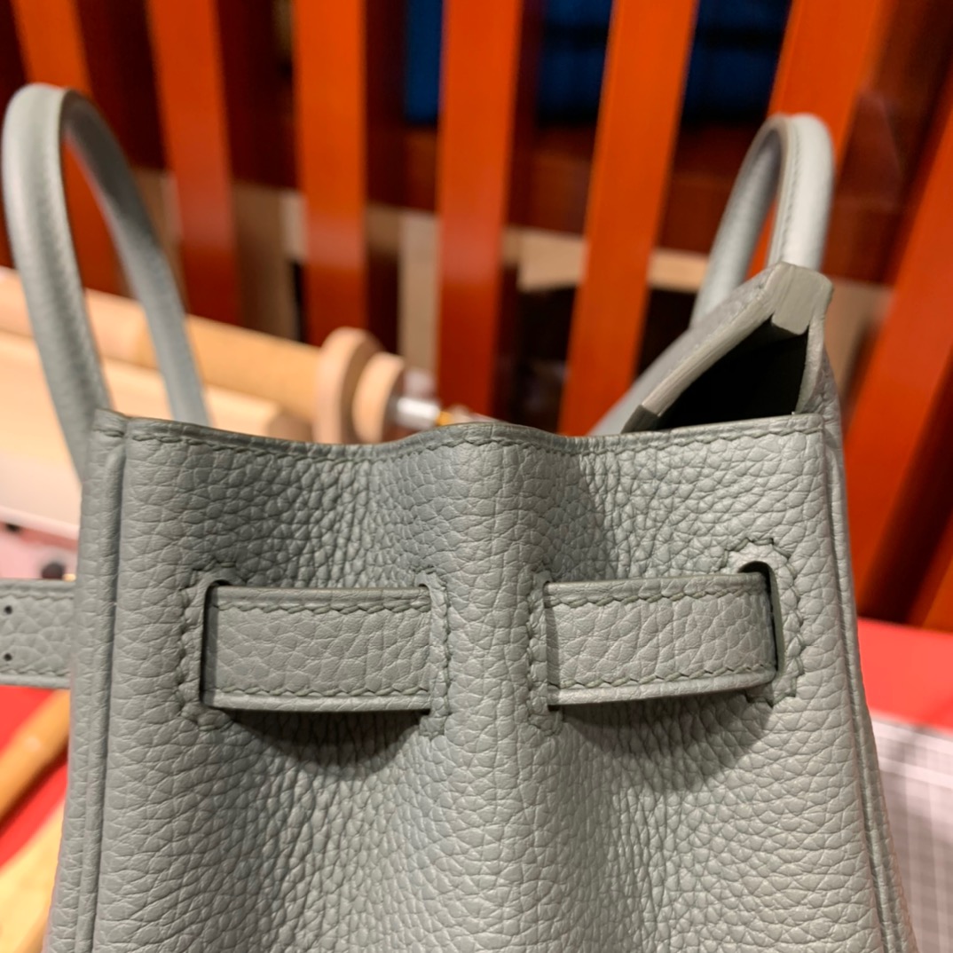 现货 爱马仕铂金包 Hermes Birkin25cm 63杏绿色法国Togo皮 金扣
