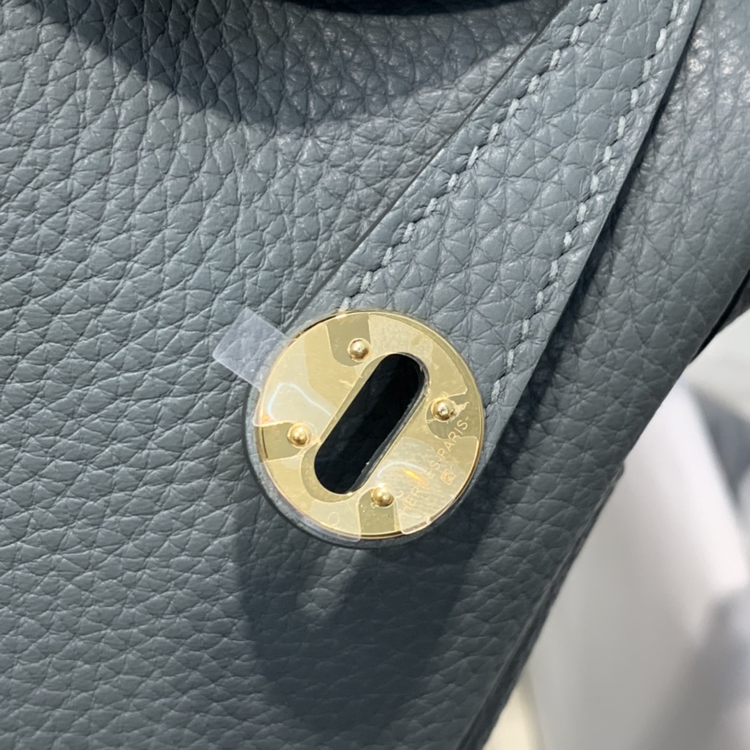 现货 Hermes Mini Lindy19cm 爱马仕63杏绿色TC牛皮迷你琳迪包 金扣