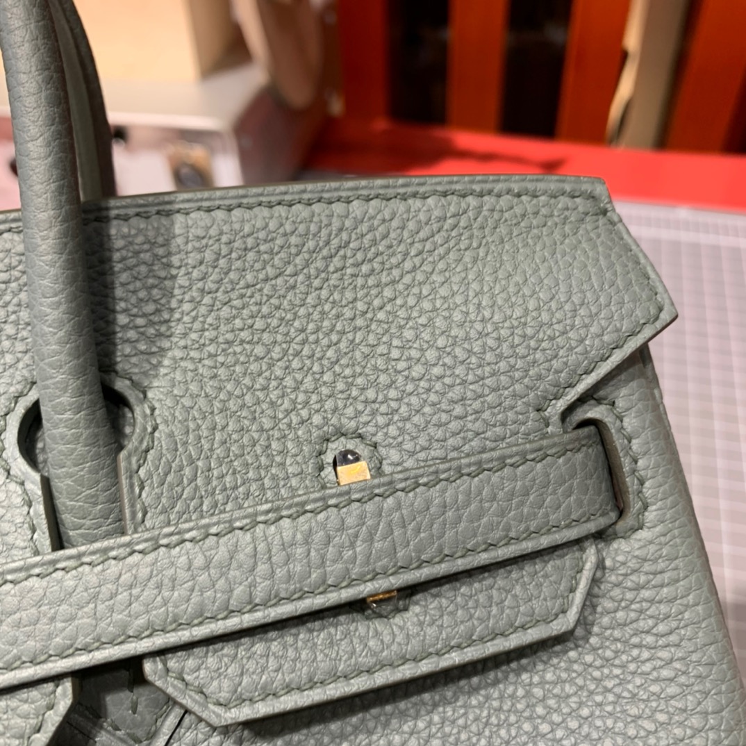 现货 爱马仕铂金包 Hermes Birkin25cm 63杏绿色法国Togo皮 金扣