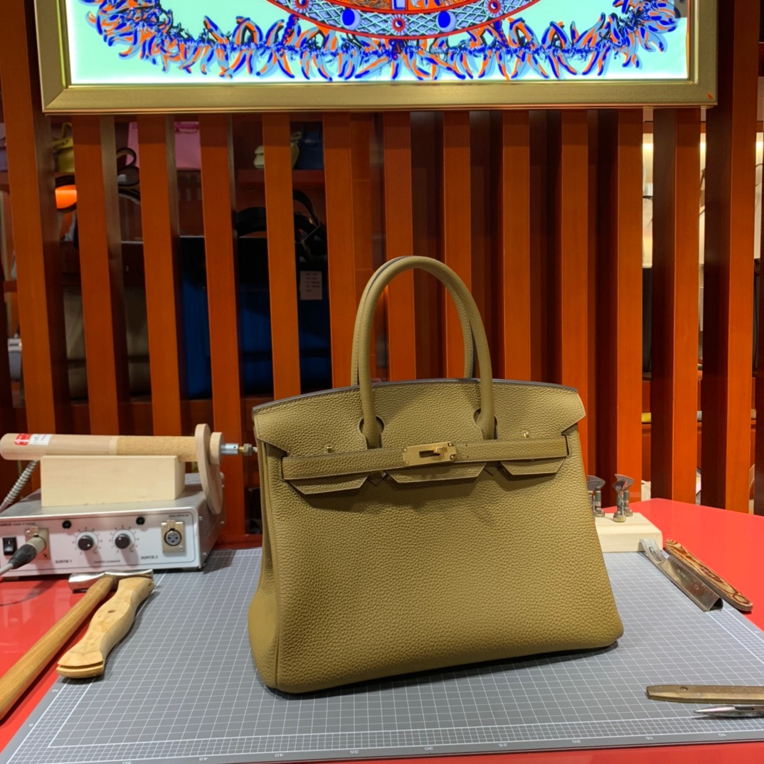 现货 Hermes Birkin30cm 爱马仕D0威玛犬米色Togo皮铂金包 金/银扣