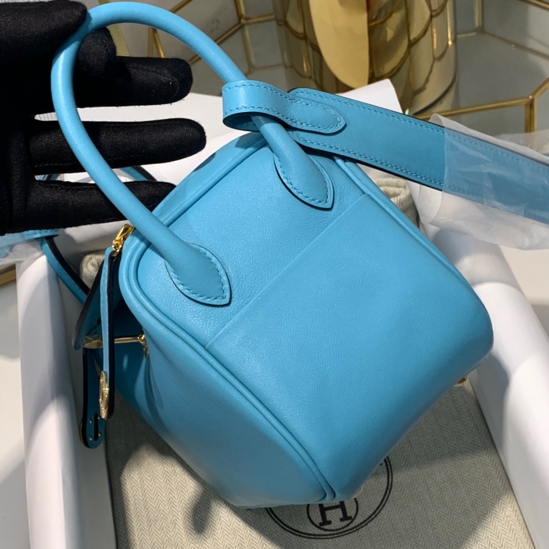 现货 Hermes Mini Lindy19cm 爱马仕北方蓝Swift牛皮迷你琳迪包 金扣