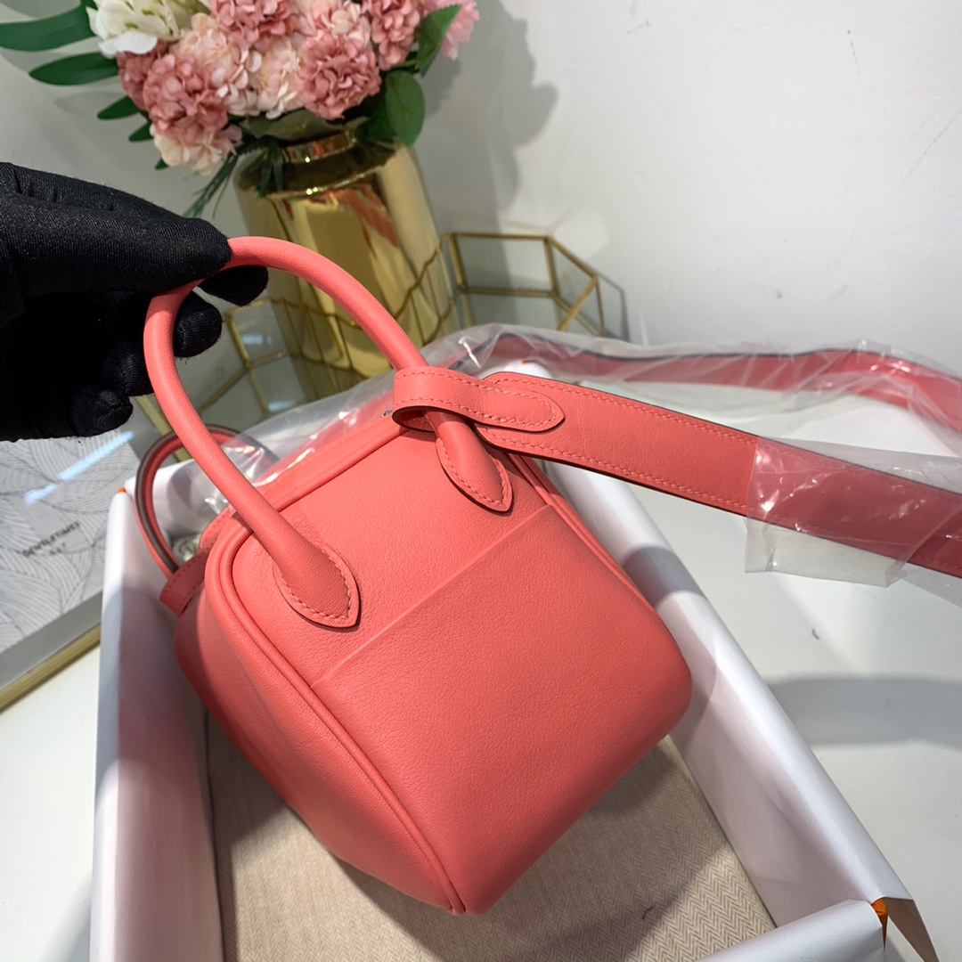 现货 爱马仕迷你琳迪包 Hermes Mini Lindy19cm 玫瑰粉Swift牛皮 银扣