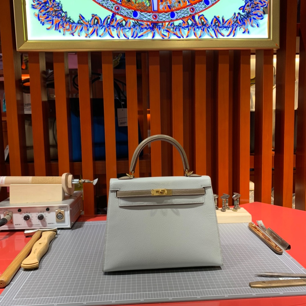 现货 Hermes Kelly25CM 爱马仕海鸥灰拼大象灰进口山羊皮凯莉包 金扣
