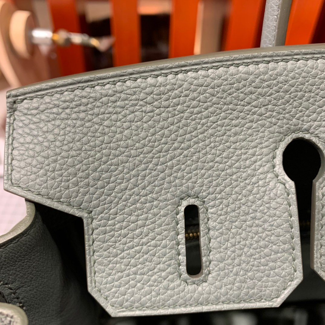 现货 爱马仕铂金包 Hermes Birkin25cm 63杏绿色法国Togo皮 金扣