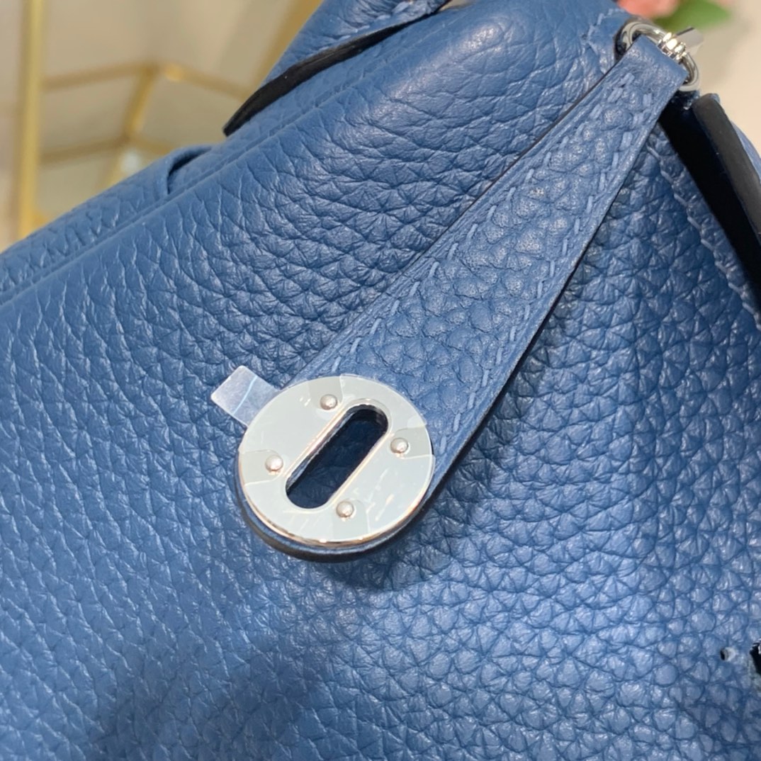 现货 爱马仕迷你琳迪包 Hermes Mini Lindy19cm 深邃蓝TC牛皮 银扣