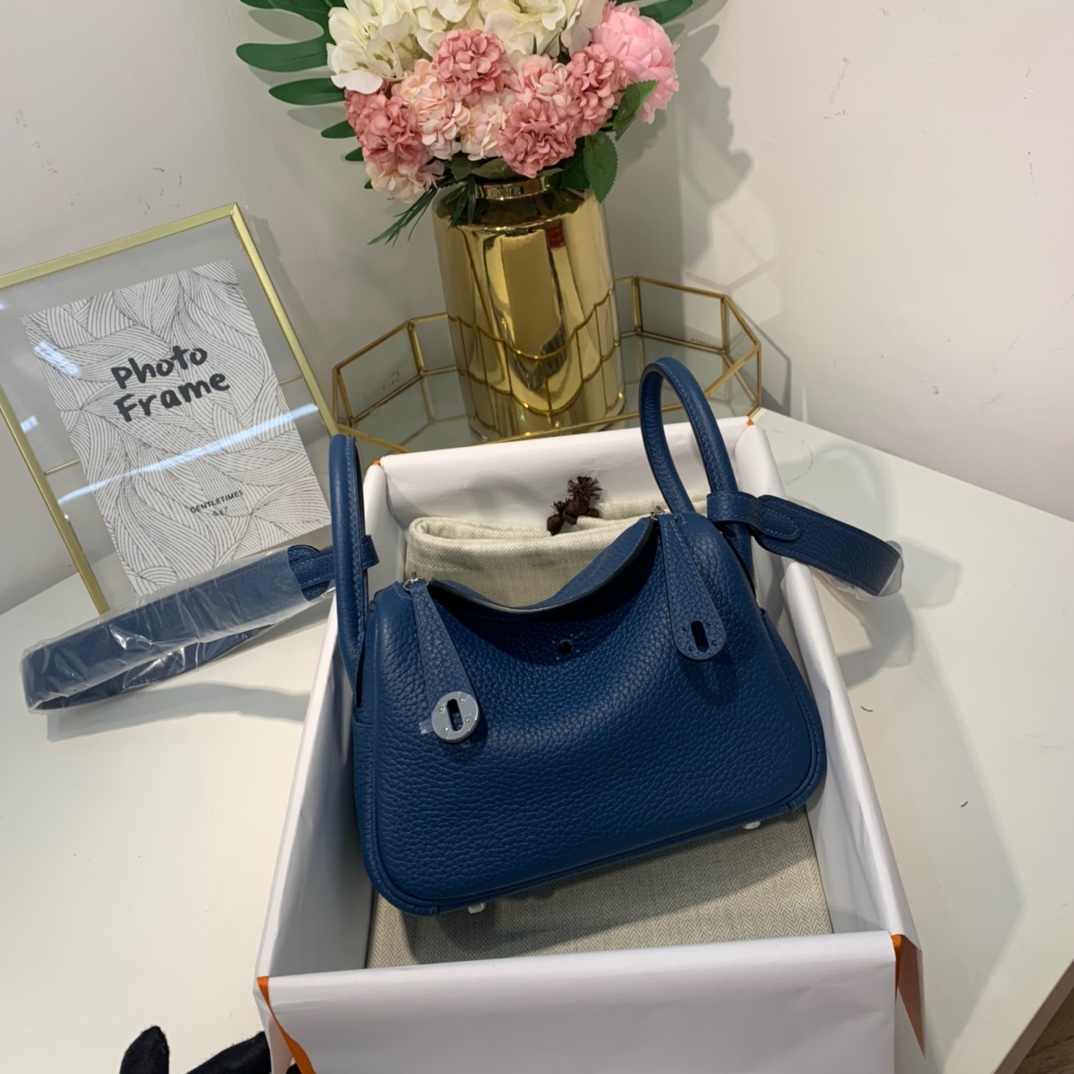现货 爱马仕迷你琳迪包 Hermes Mini Lindy19cm 深邃蓝TC牛皮 银扣