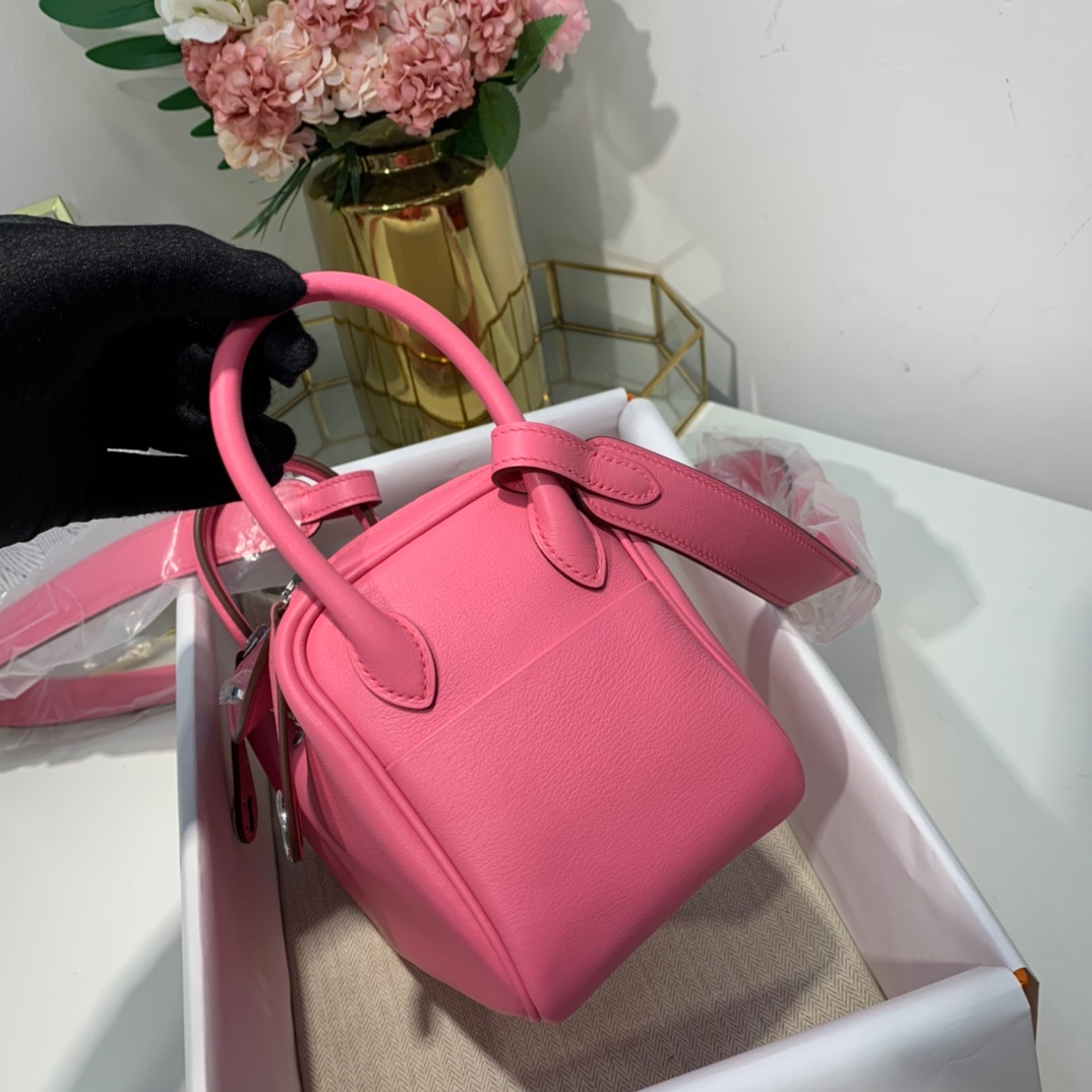 现货 爱马仕Mini Lindy女包 Hermes唇膏粉Swift牛皮迷你琳迪包 银扣