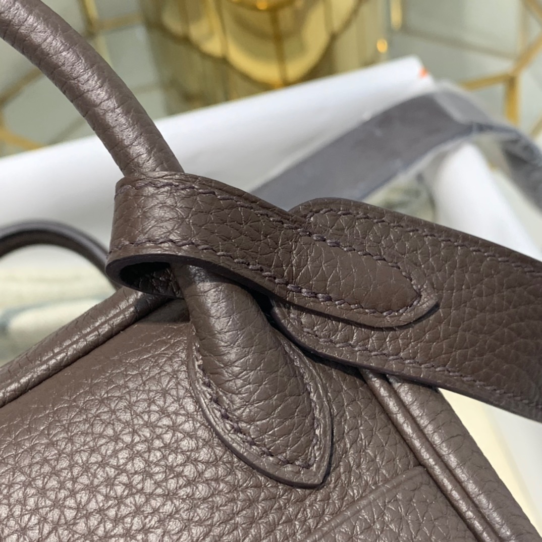 现货 Hermes Mini Lindy19cm 爱马仕46乌木色顶级TC牛皮迷你琳迪包 银扣