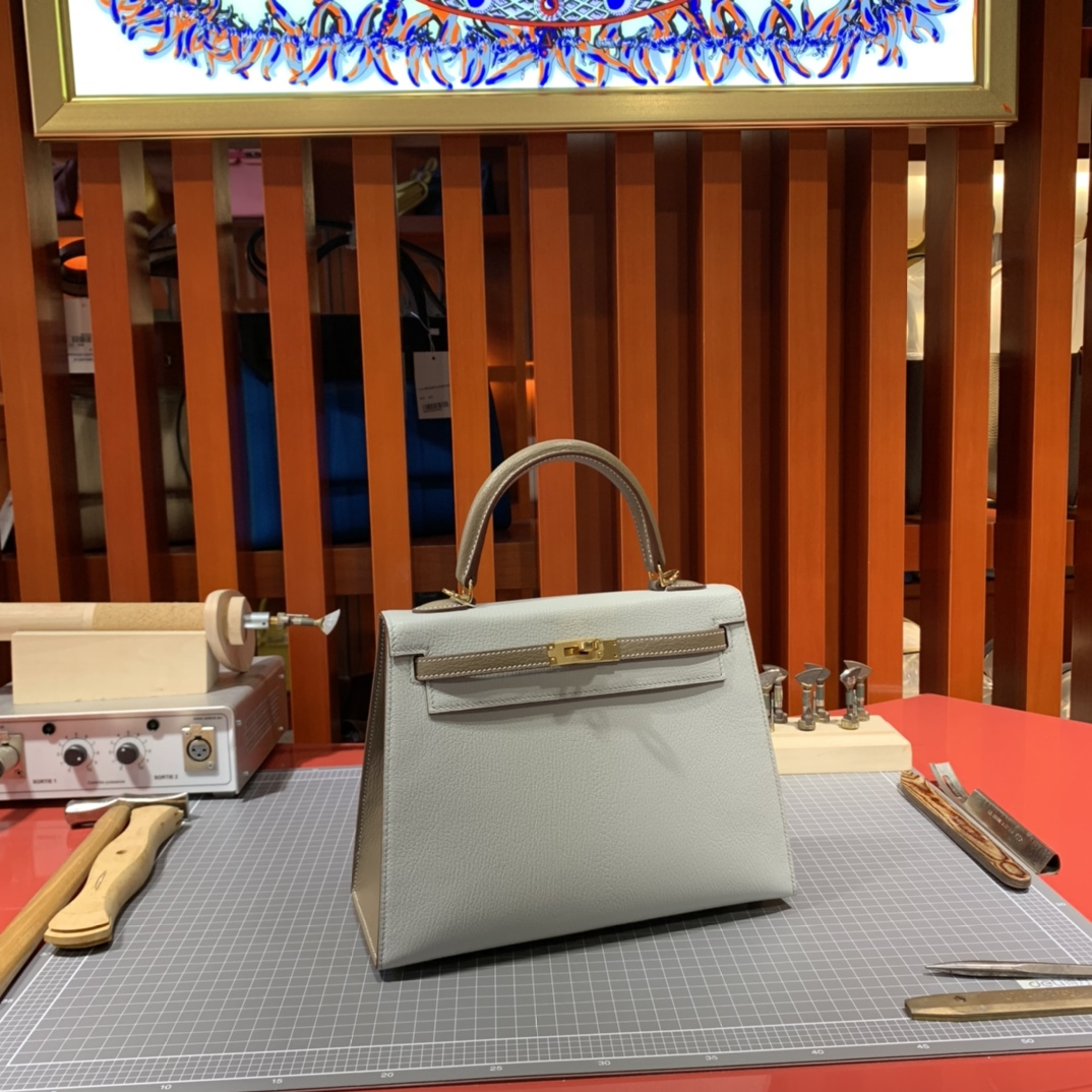 现货 Hermes Kelly25CM 爱马仕海鸥灰拼大象灰进口山羊皮凯莉包 金扣